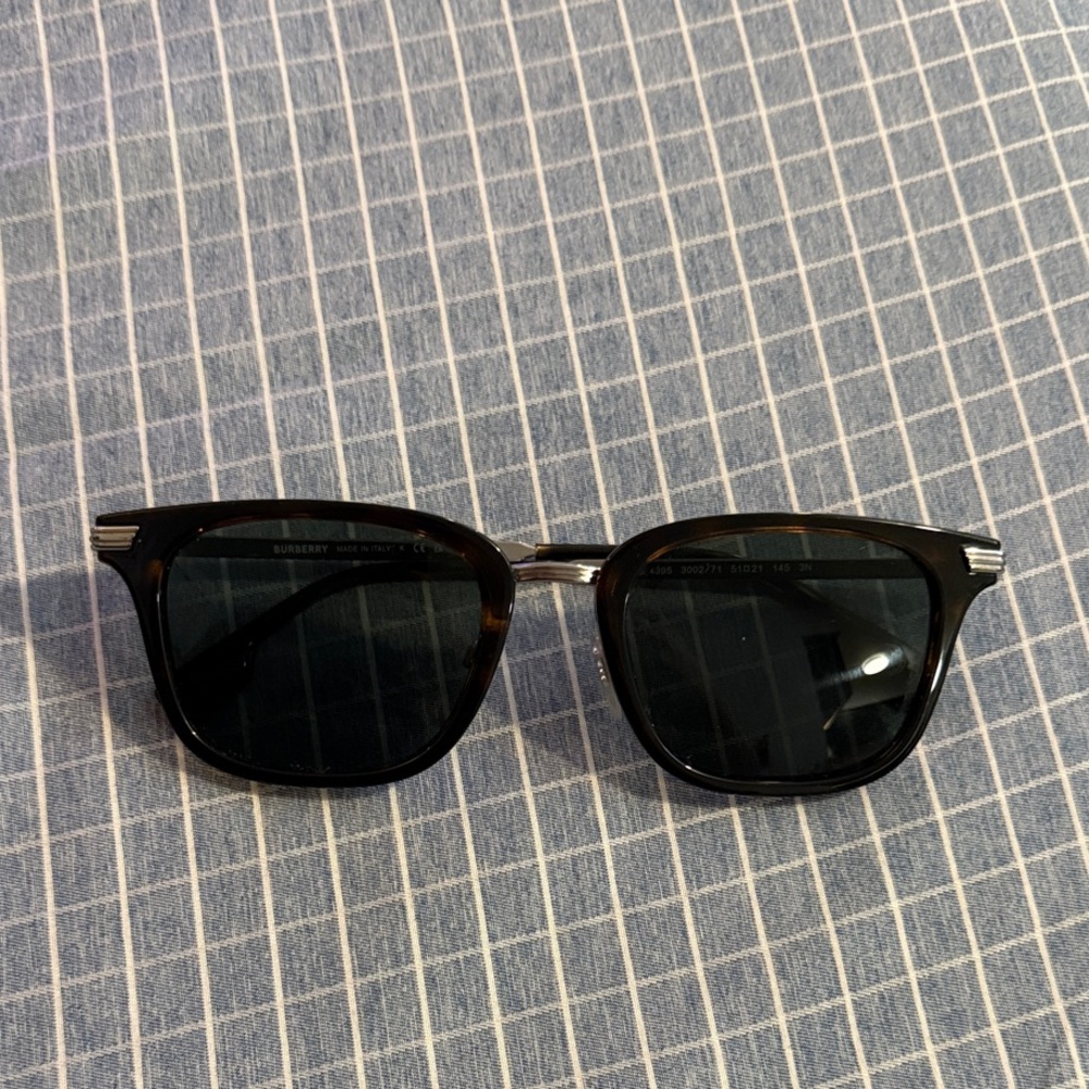 Burberry Black Sunglasses
